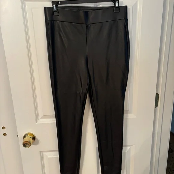 Loft coated faux leather pants. - Picture 1 of 4